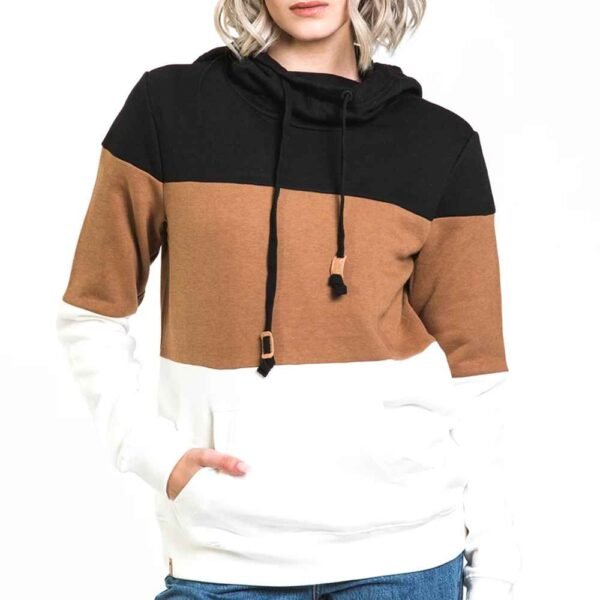 01_1_11zon Cozy Hoodie with a Sleek Design and Soft, High-Quality Fabric