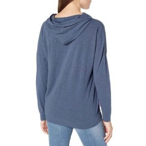 Trendy hoodie with a minimalist aesthetic, perfect for daily styling.