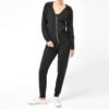 Chic women’s tracksuit set with a zip-up hoodie and fitted pants, ideal for both comfort and style.