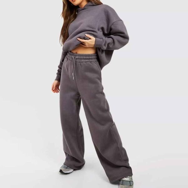 1_1_11zon Bespoke women’s Terry fleece tracksuit, crafted for silky-soft comfort and relaxation in every piece.