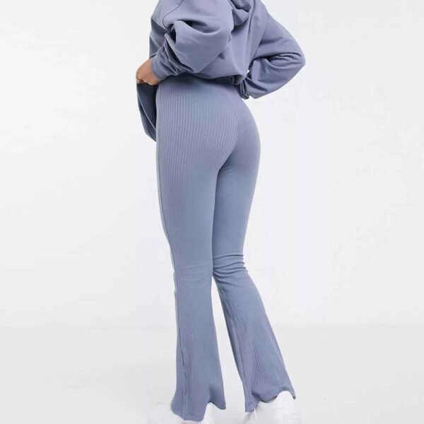 Women’s Terry fleece tracksuit with a tailored design delivering softness and a custom fit.