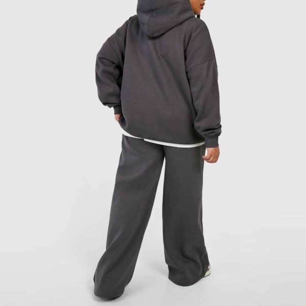 Women’s customizable cotton fleece tracksuit featuring a soft and stylish design for comfort.