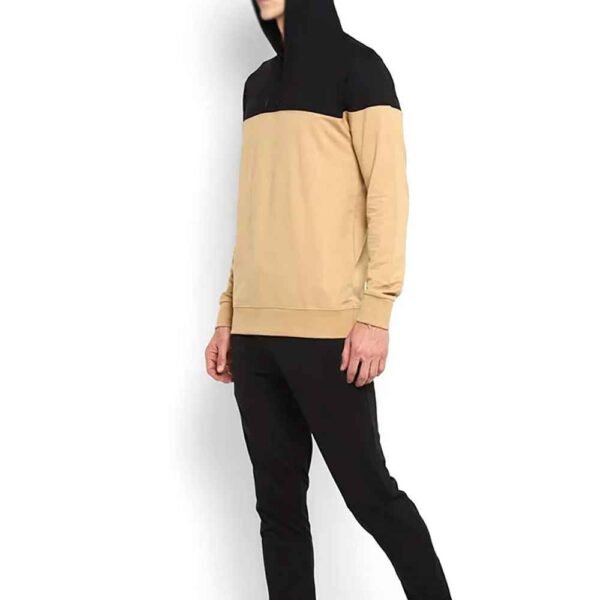 Men’s breathable cotton fleece tracksuit, perfect for lounging or active wear.
