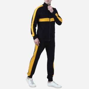 Men’s customizable tracksuit in soft Terry fleece, offering comfort in every wear.