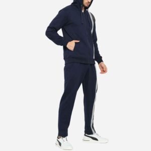 Comfortable and fashionable French Terry tracksuit for men, suitable for daily use.