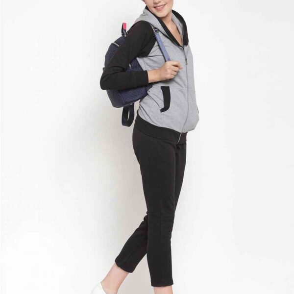 Stylish women fleece tracksuit featuring a zip-up jacket and matching pants, ideal for casual or active wear.