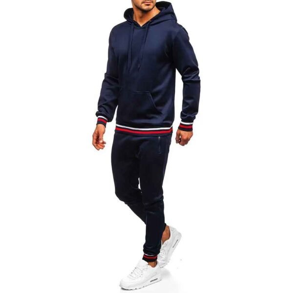 Comfortable men’s cotton fleece tracksuit designed for all-day wear and flexibility.