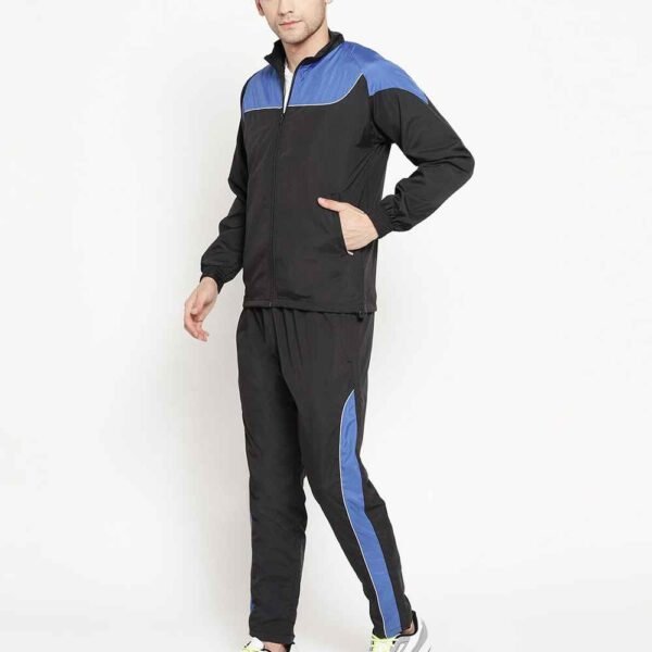 French Terry cotton tracksuit for men, providing a stylish and comfortable casual fit.