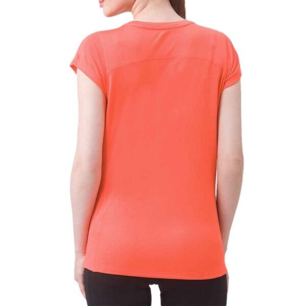 Customizable crew neck t-shirt for women, made with a cotton-polyester blend fabric.