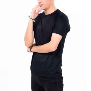Cotton/polyester blend men's jersey t-shirt in casual style, ideal for everyday wear.